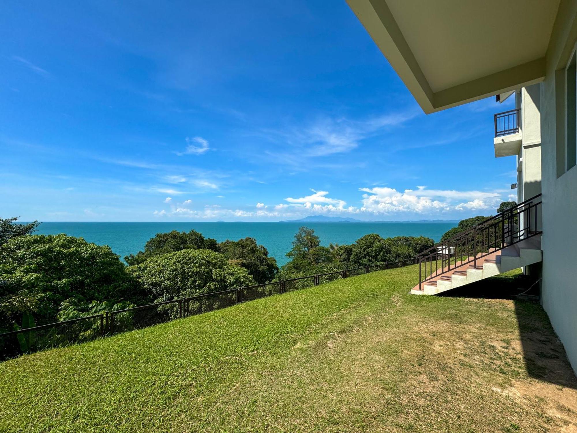 Panoramic Seaview Holiday Home - Batu Feringgi Buitenkant foto